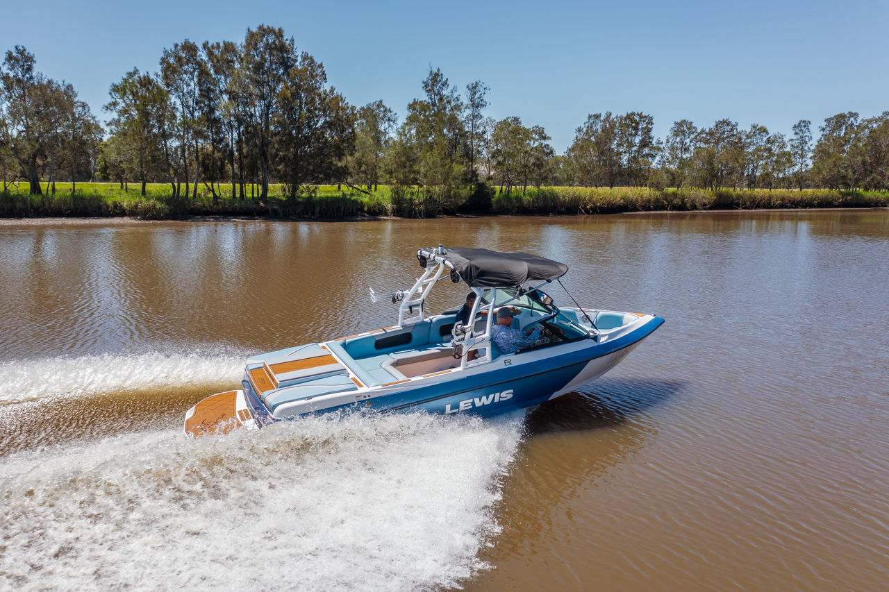 8.2L MerCruiser