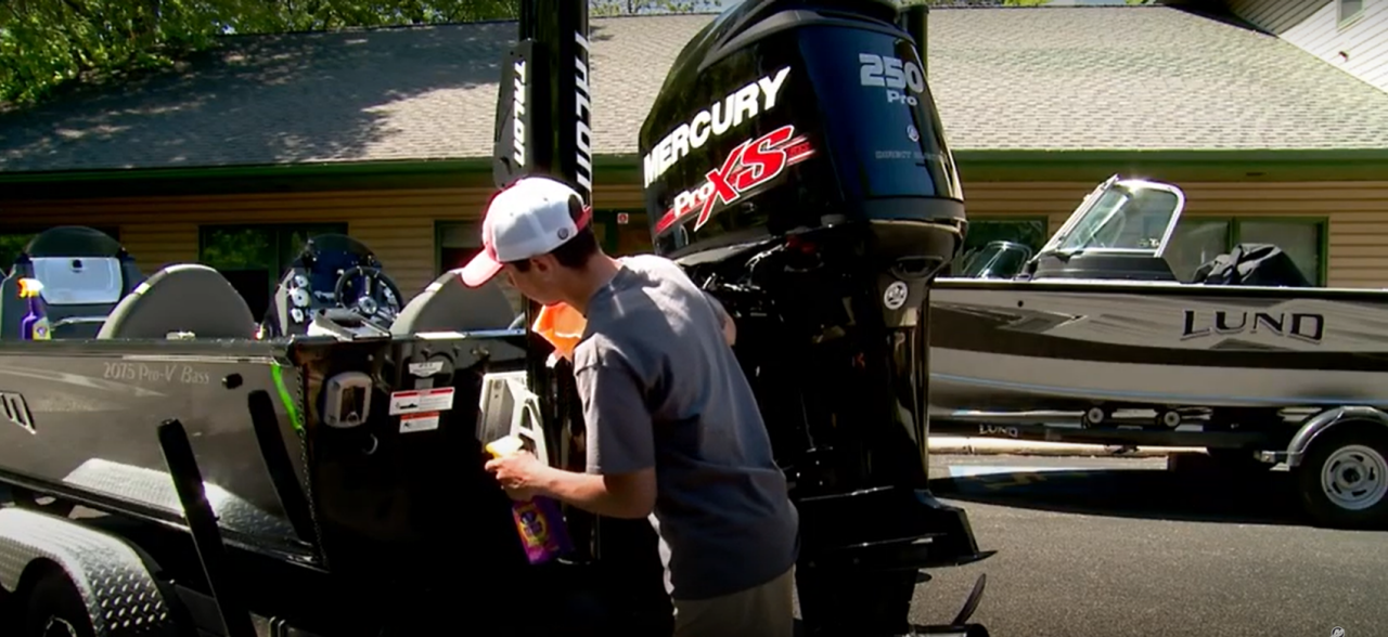 Quick Tip: How to Remove Hard Water Spots from Your Boat & Engine