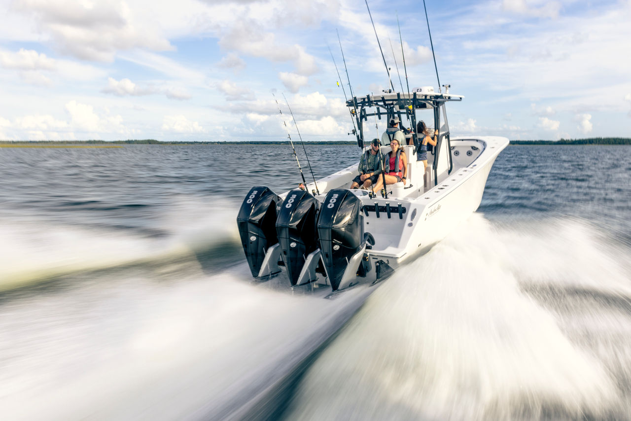 Inboard Tow Sport T6200 MerCruiser