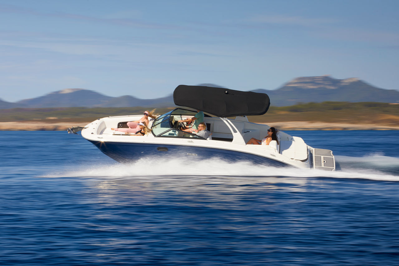 Sea Ray 270 SDXE mit Mercruiser 6,2l 350PS