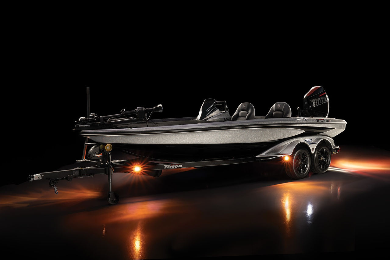 Triton 21 XP mit Mercury ProXS 300PS