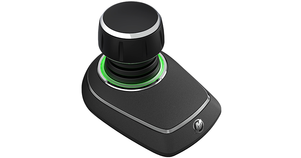 Joystick piloting for sterndrives