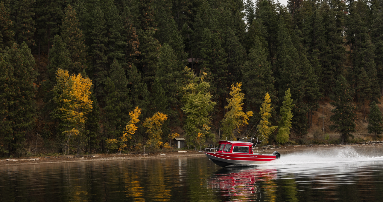 Autumn: Boating’s Best Kept Secret - Hero