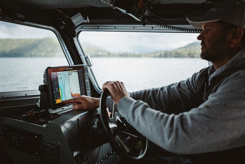 SmartCraft VesselView being used by a captain
